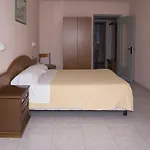 Hotel Cristallo 3*