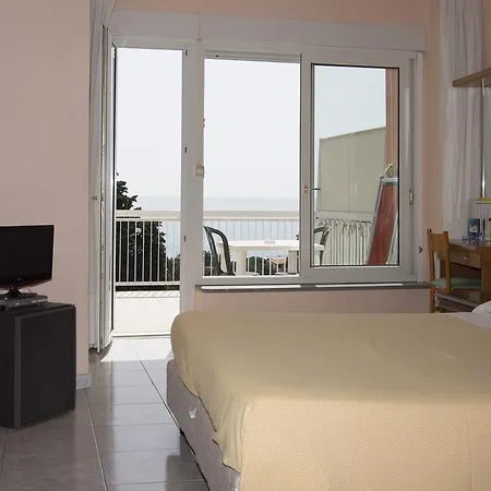 Cristallo 3* Lerici