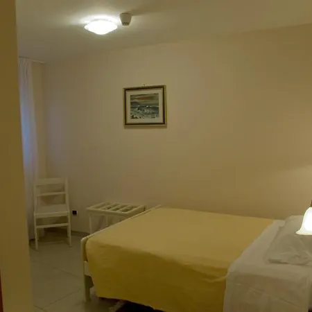 Cristallo Hotel 3*