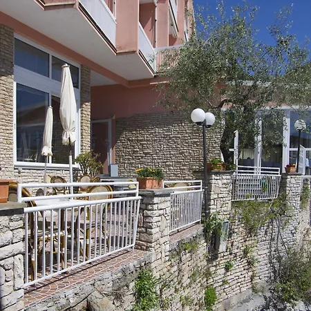 Cristallo Hotel Lerici
