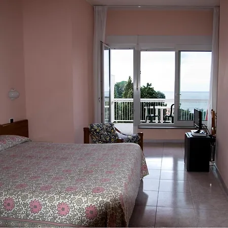 Cristallo 3* Lerici