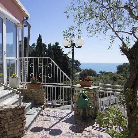 Hotel Cristallo 3*
