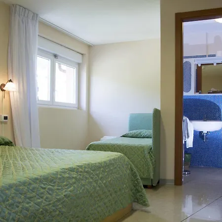 Cristallo Hotel 3*