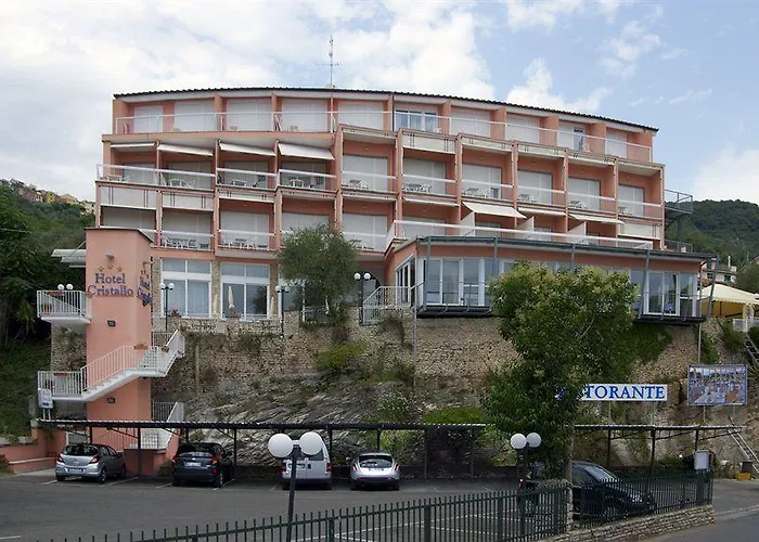 Cristallo Hotel 3*