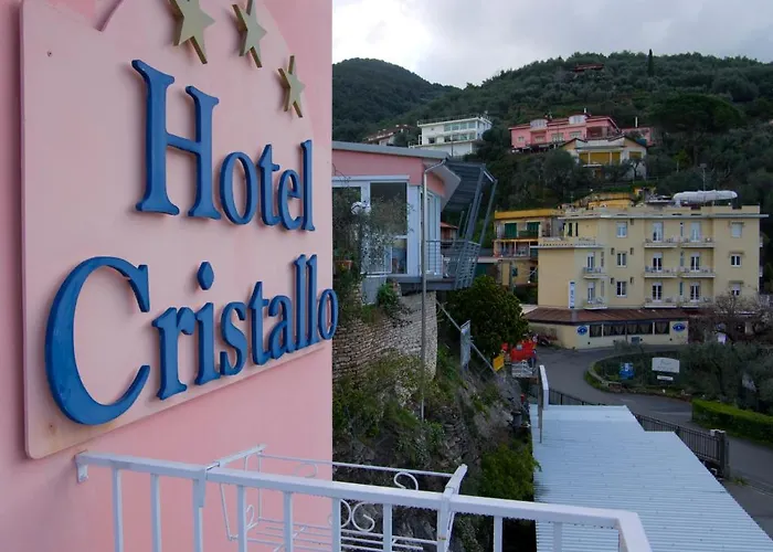 Cristallo 3* Леричи